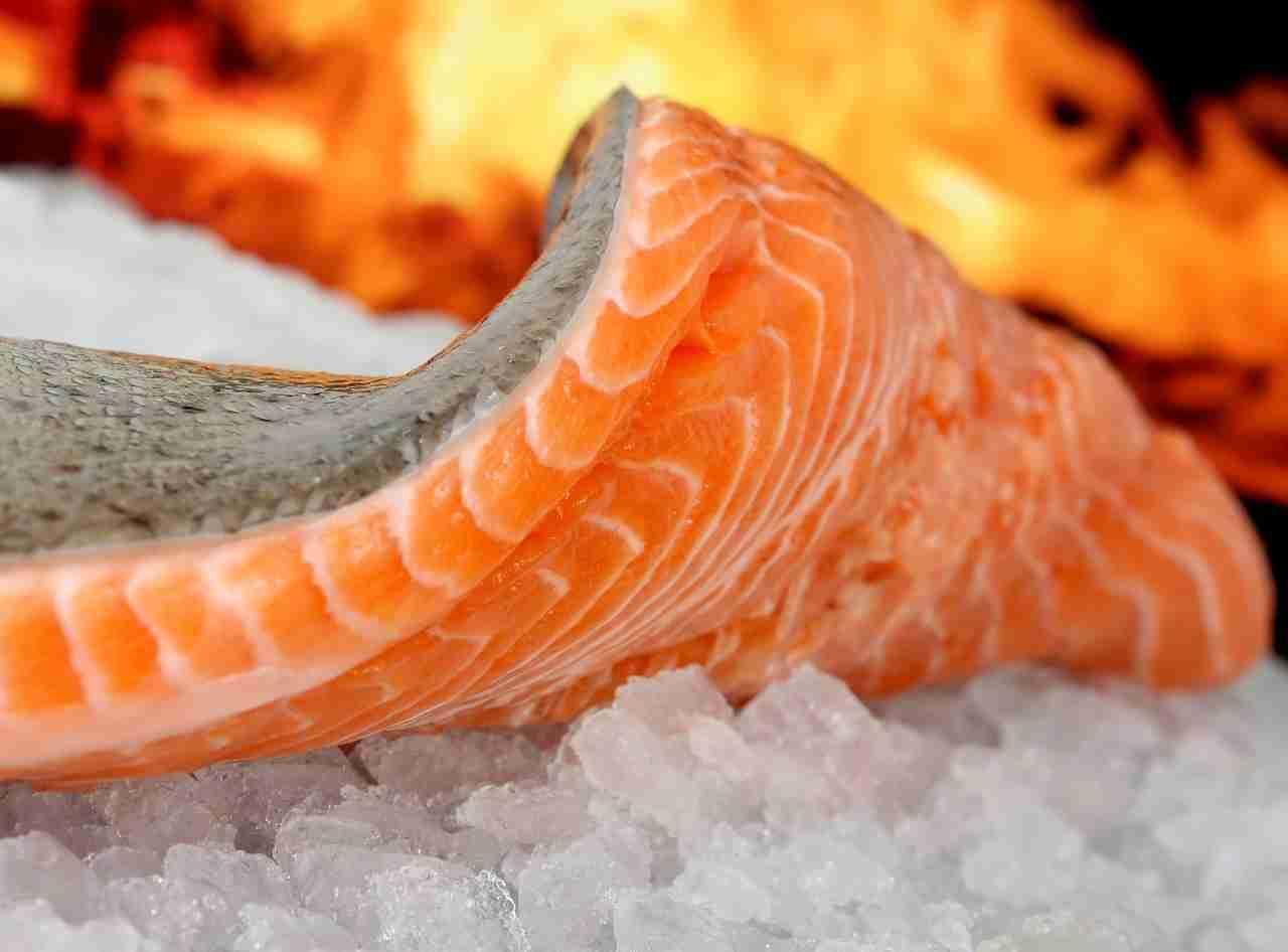 Oltre al salmone, molti altri pesci si adattano alla preparazione del sashimi.