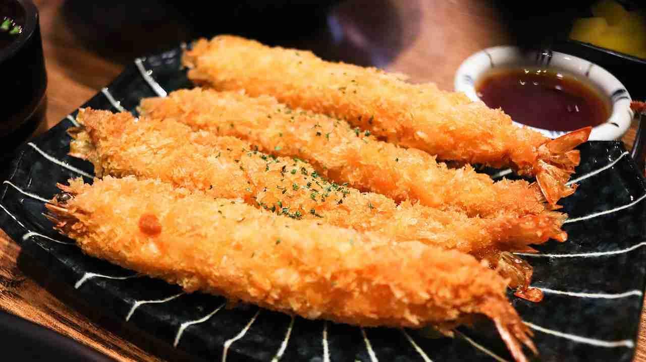 Il contenuto della tempura può variare, mentre la ricetta per la frittura è sempre la stessa.