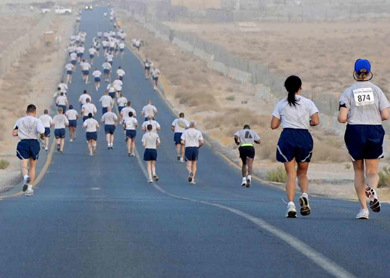 Puoi correre, puoi fare addominali, ... ma molte altre attività all'esterno non sono facili da eseguire.