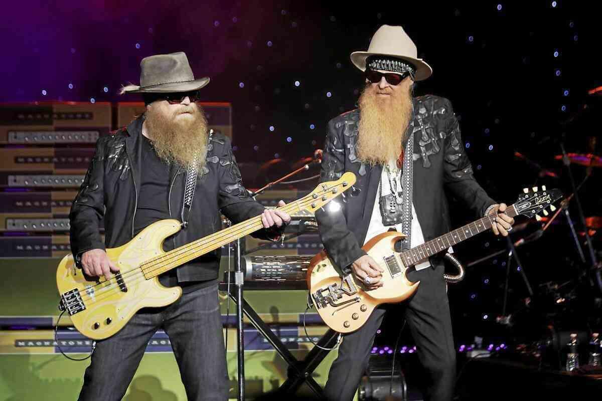 Assieme a Billy Gibbons e al batterista Franck Beard, Hill è un componente storico del gruppo.