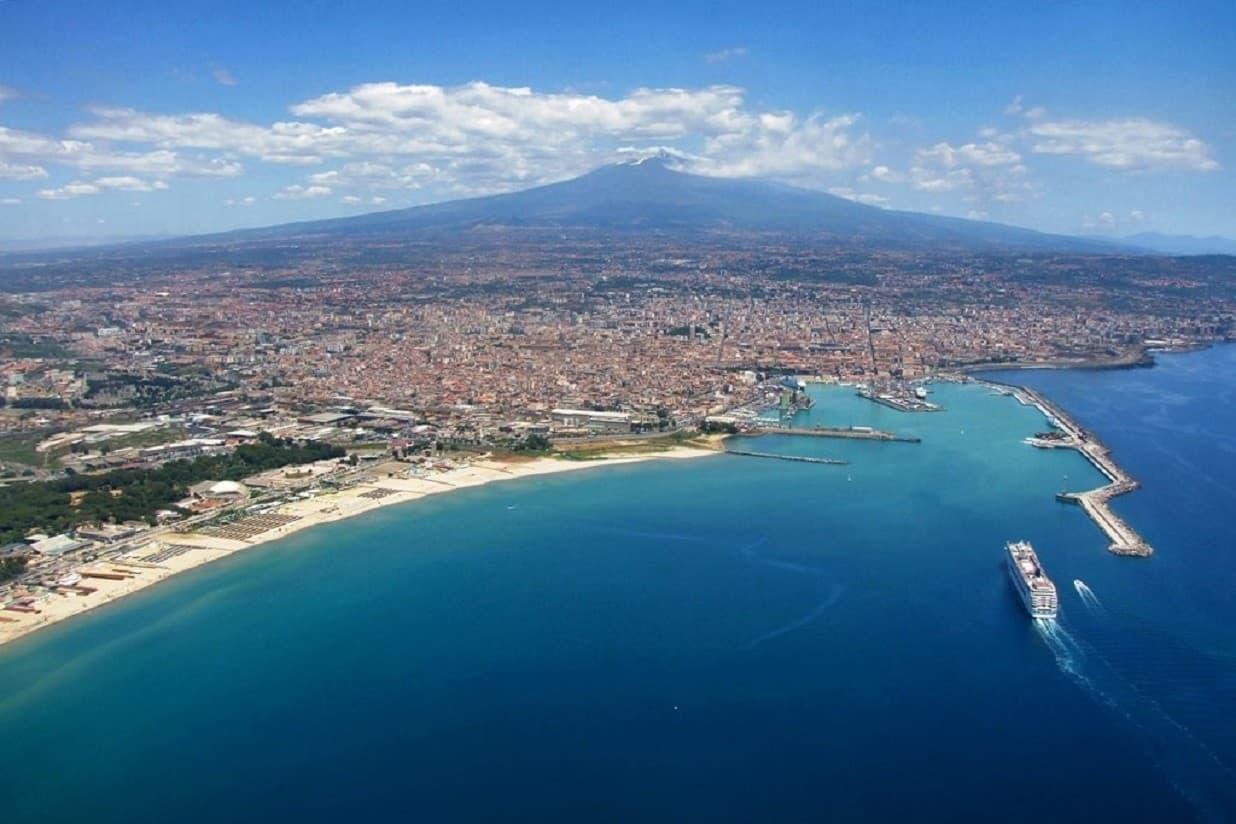 A domicilio, all'aperto oppure online sono le opzioni migliori per ripetizioni, aiuto compiti e lezioni private a Catania.