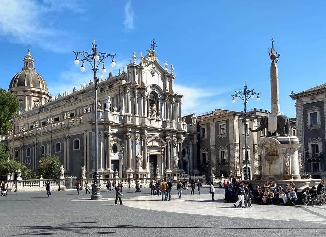 Con il sito Yoga Catania trovi tutte le informazioni utili per fare meditazione e attività fisica.