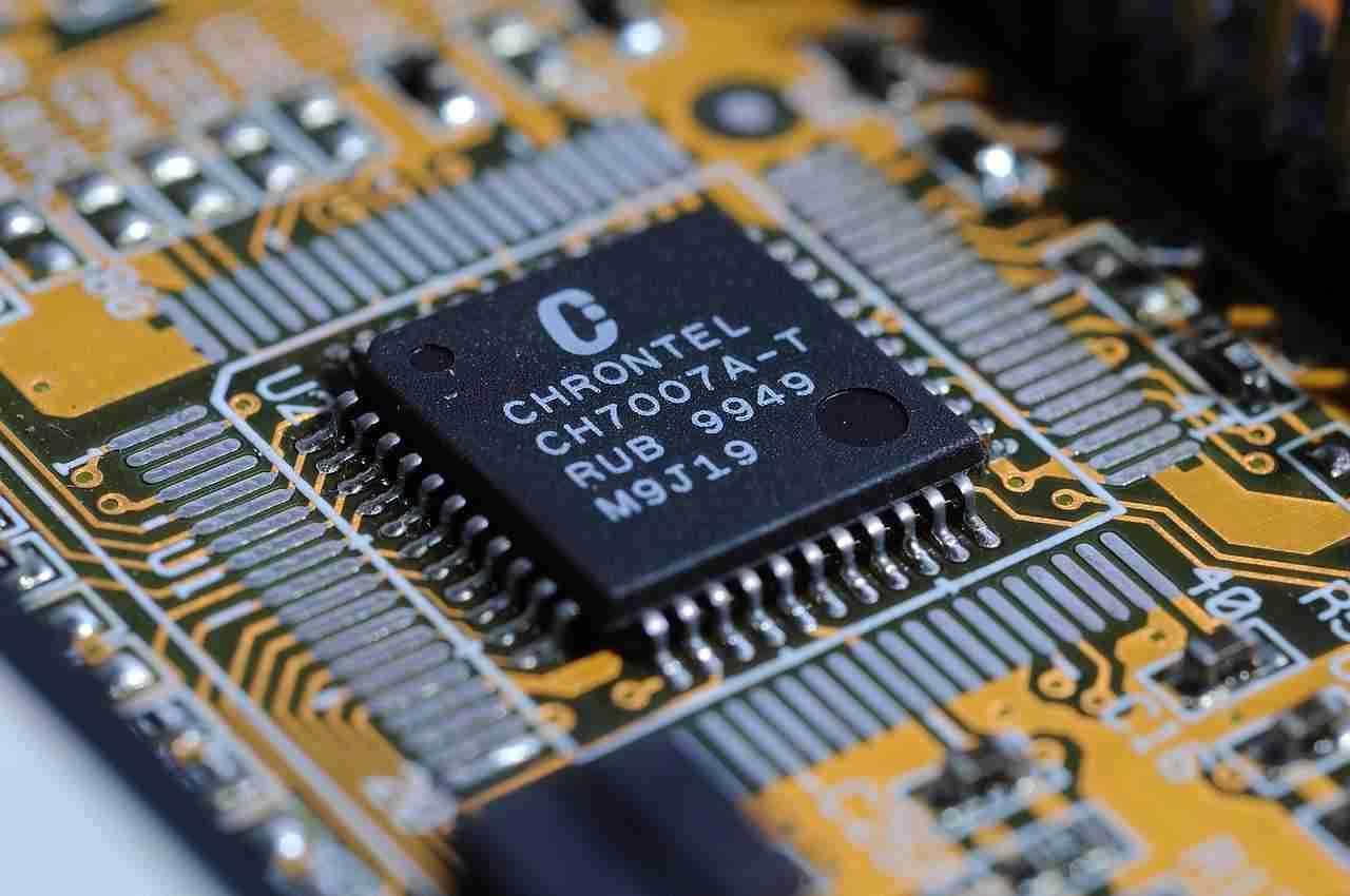 Qui, sono scritte tutte le informazioni necessarie al funzionamento del computer.