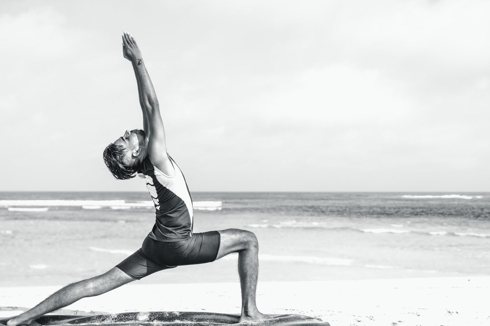 fai tesoro delle posizioni yoga utili pe ri muscoli delle gambe 