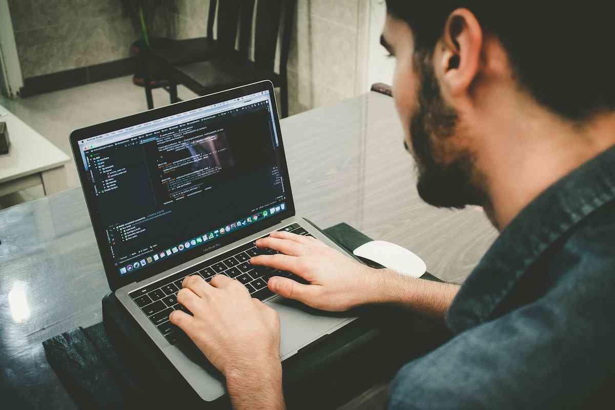 In questo articolo, scopri come capire le tariffe dei professori privati di programmazione.
