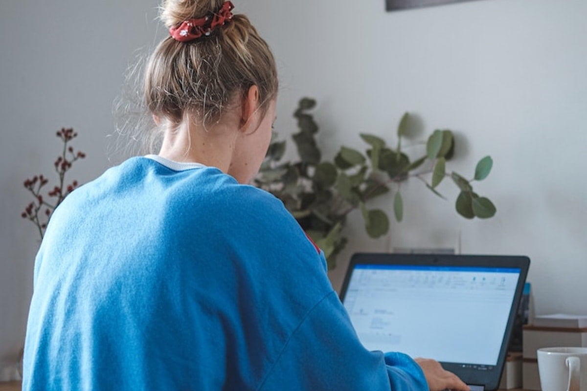 Per raggiungere il numero maggiore possibile di studenti puoi dare lezioni online.