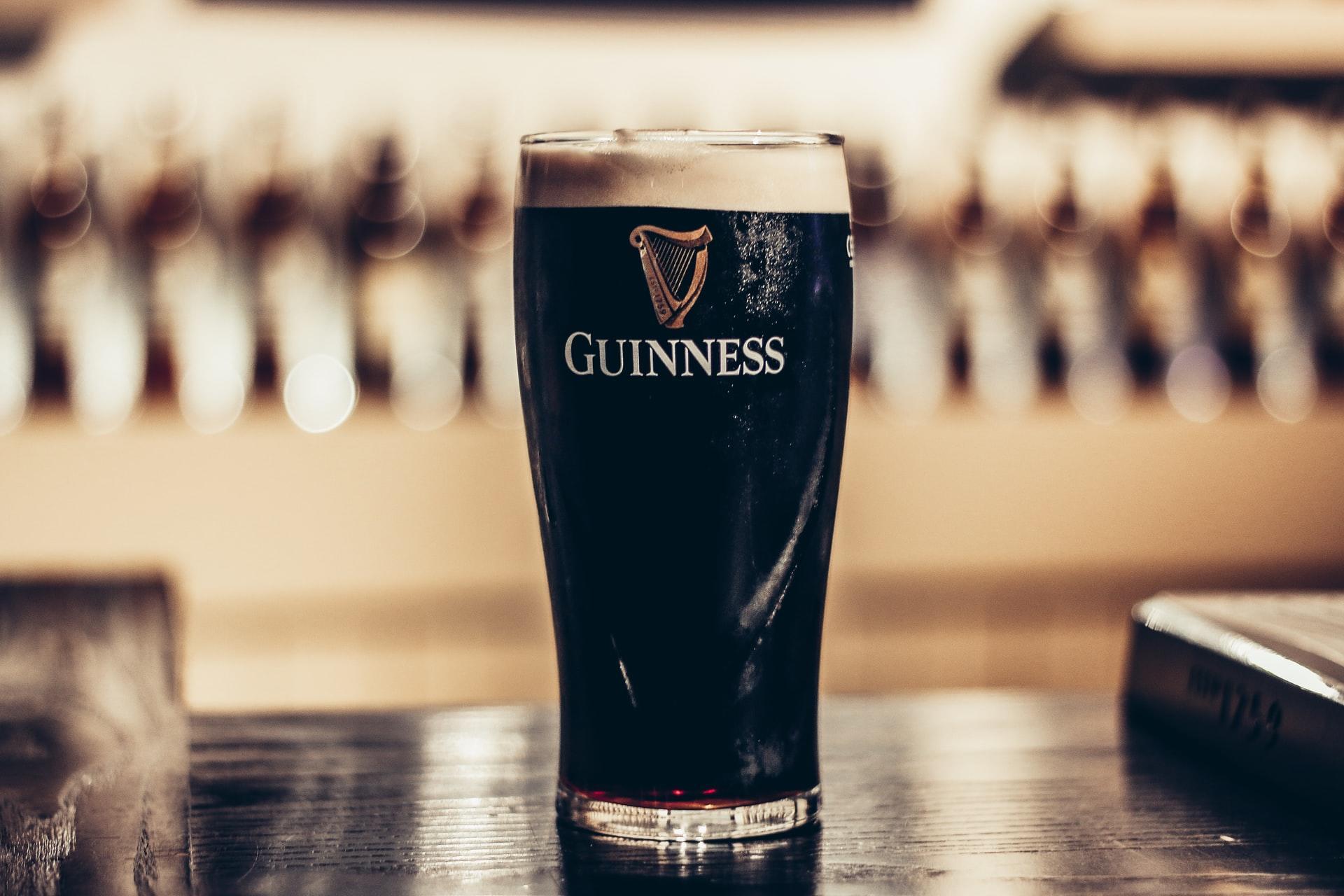 Dublino ha una sua birra, la Guinness. Unica e assolutamente da provare!