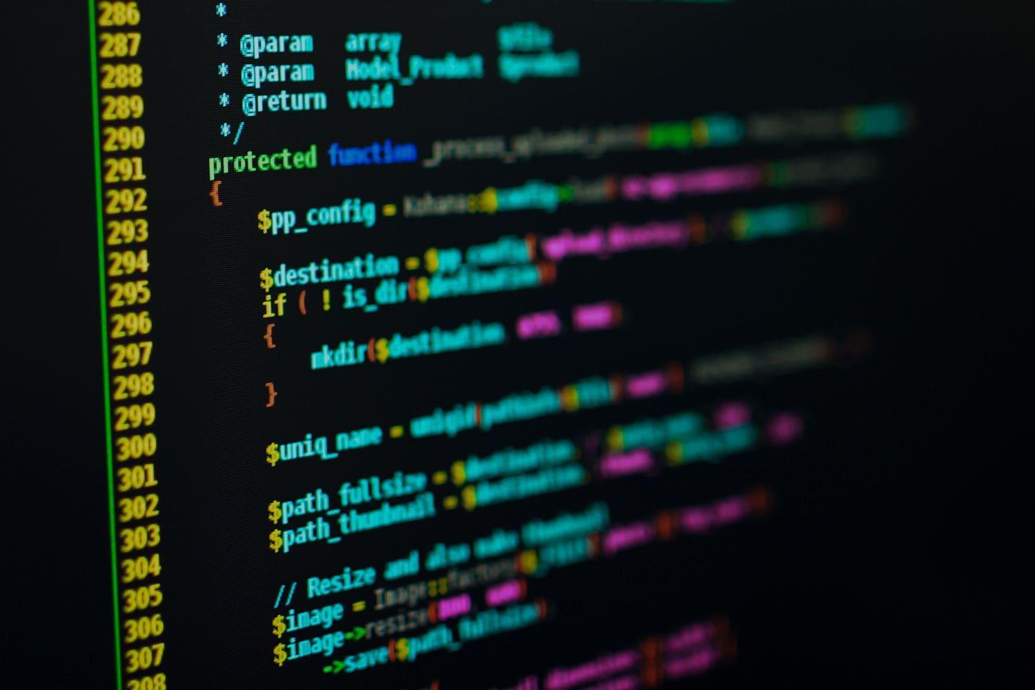 Il linguaggio di programmazione PHP deve essere seguito fedelmente.