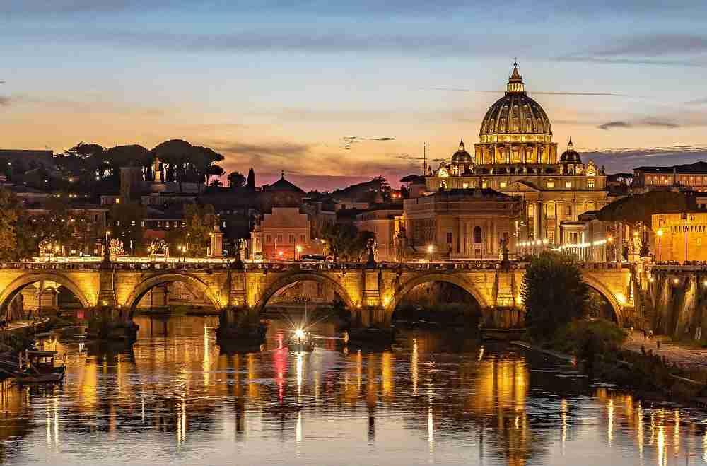 Grazie alla conoscenza dell'italiano, potrò girare per le vie, chiedere informazioni e leggere tutto quello che vorrò!