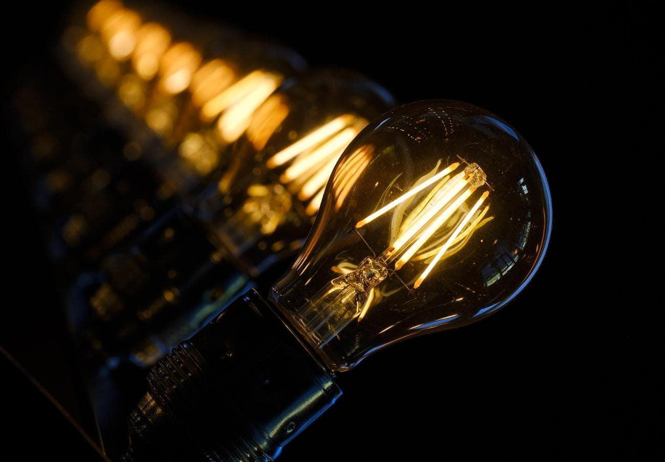 Se cerchi un corso di fisica a Napoli per migliorare l'andamento scolastico, prendere ripetizioni, prepararti a test ed esami universitari puoi rivolgerti a centri studio e insegnanti privati.