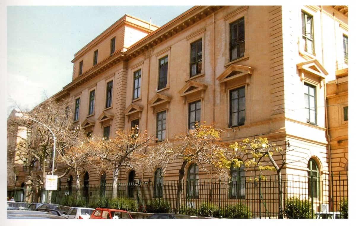La facoltà di fisica di Palermo è aperta a tutti gli studenti.
