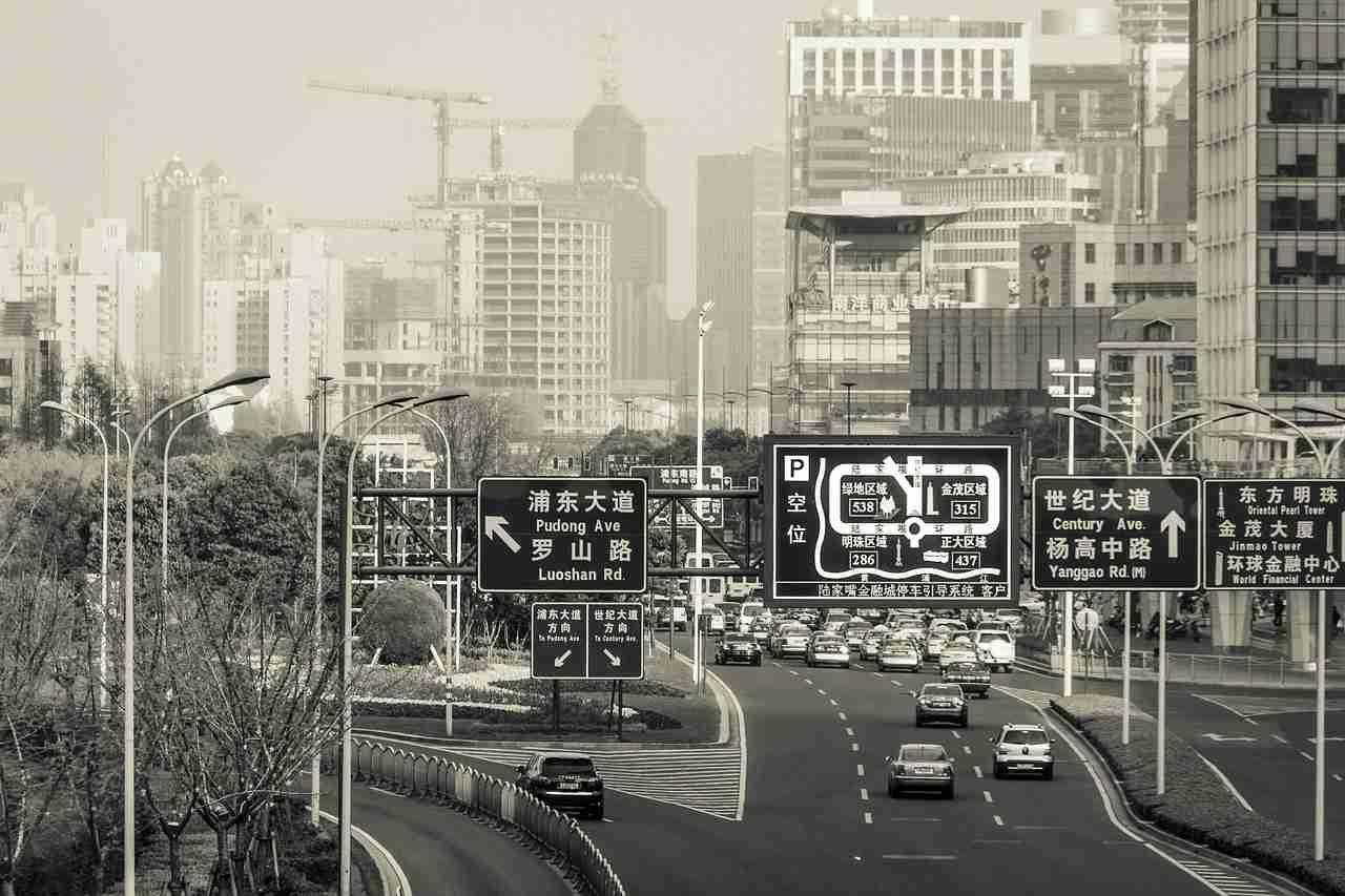 Una metropoli di 26 milioni di abitanti, inevitabilmente, ha un traffico notevole sulle proprie arterie principali.