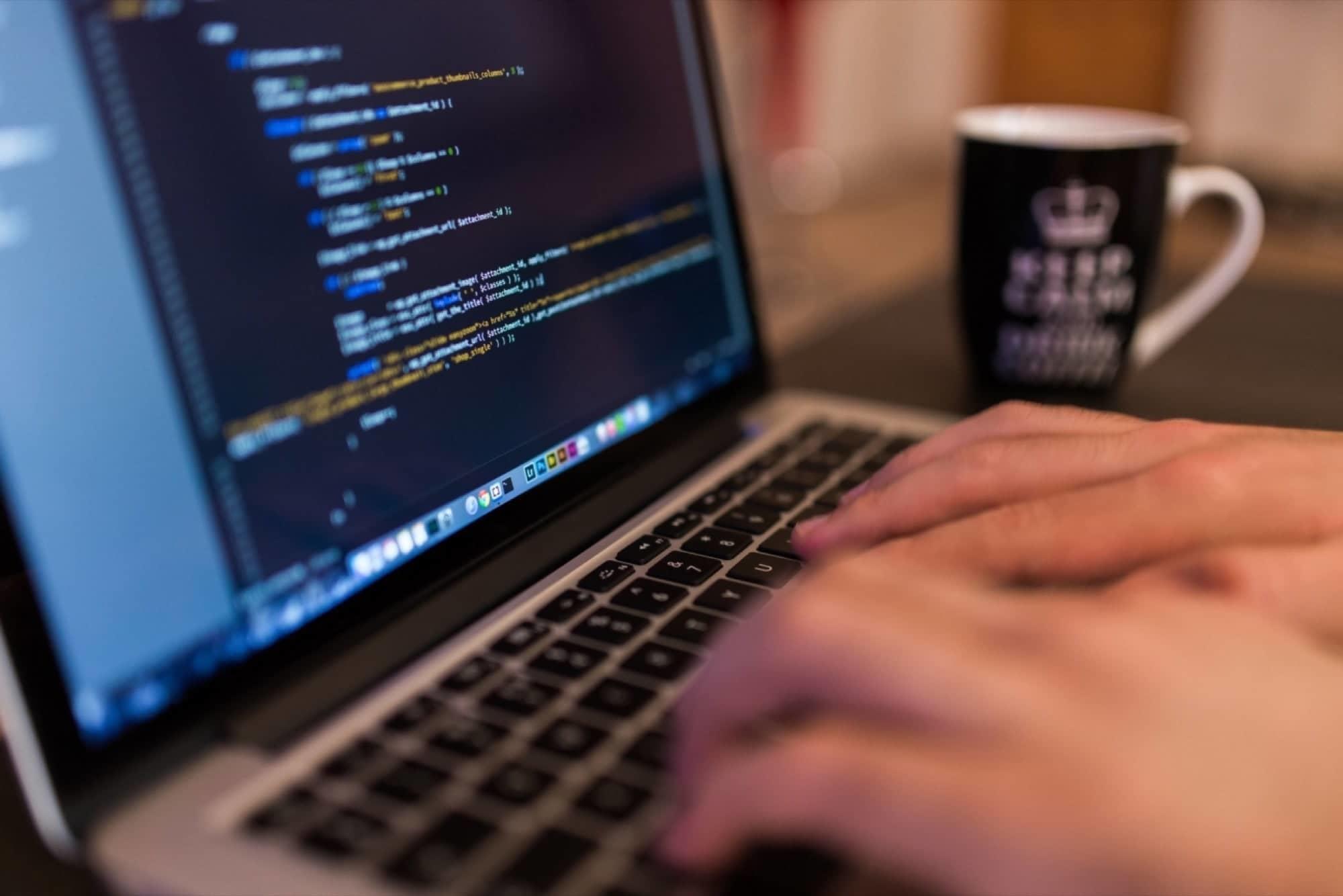 Con Superprof puoi farti seguire da un insegnante a domicilio oppure online e imparare i linguaggi informatici con i tuoi tempi.