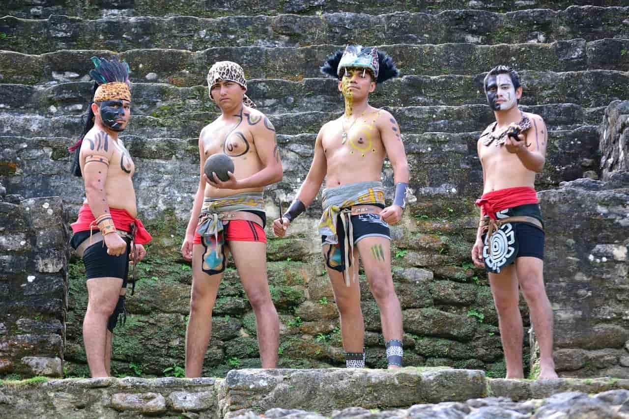 Il Plitz è il gioco dei Maya, ancora praticato in Messico.