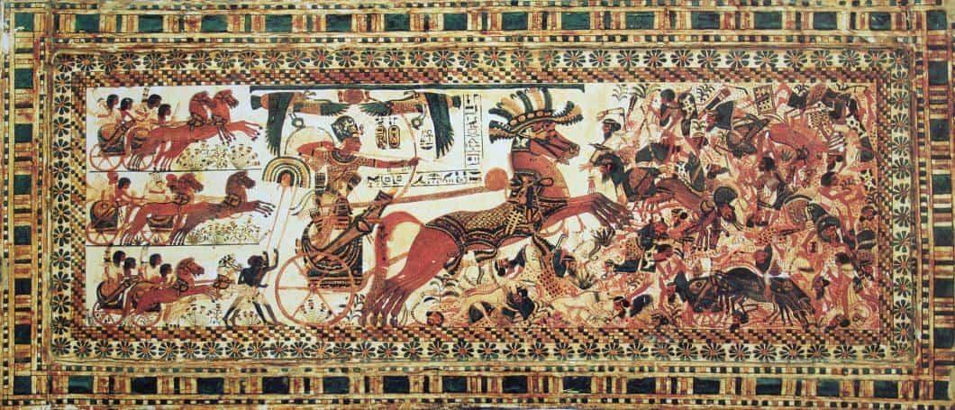 La lunga storia del popolo egizio dai primi insediamenti nella valle del Nilo alla magnificenza di una civiltà rappresentata dalle piramidi, dalle leggi e dal culto delle divinità e dei morti.
