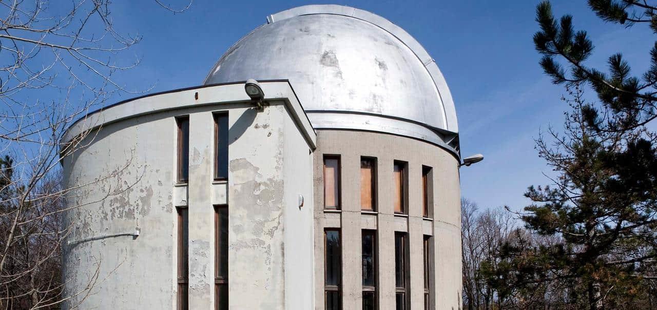 Con la sua intensa attività di ricerca in astrofisica Hack divenne il capo dell'astronomia a Trieste.