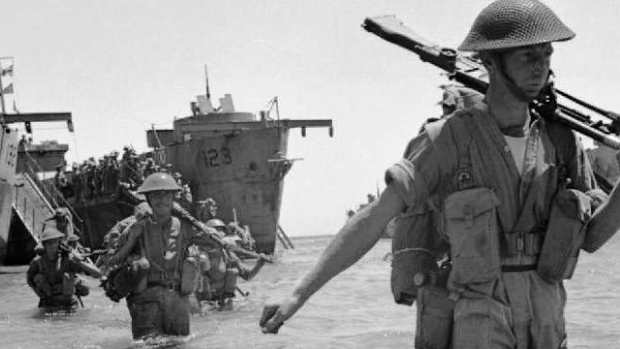 Dopo lo sbarco in Sicilia degli anglo-americani iniziarono le trattative per l'armistizio.