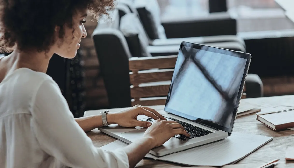 Scopri se il tuo ateneo ti consente di fare il test Tolc a distanza o presso l'aula informatica.