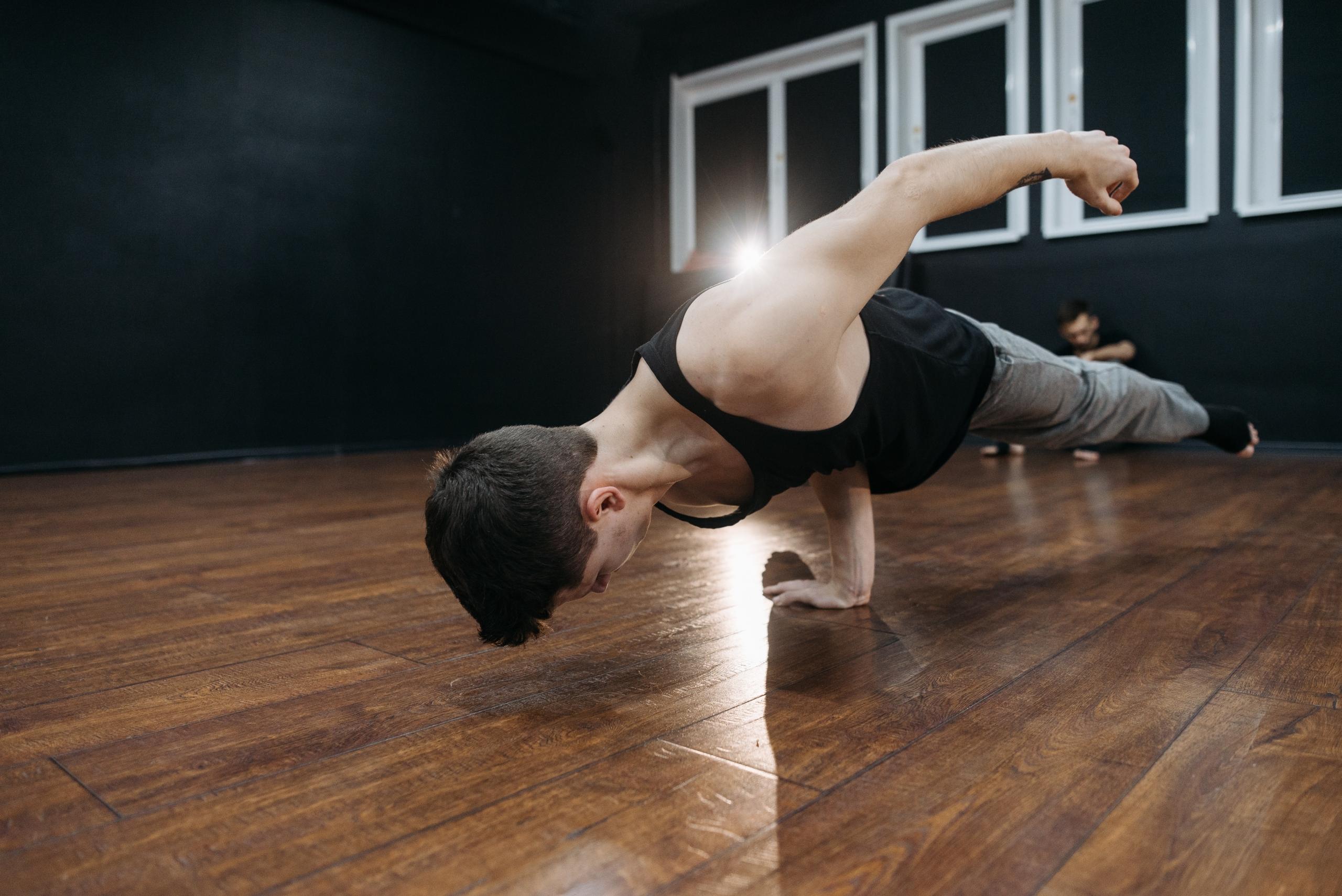 Se pratichi la pole dance vedrai la tua resistenza aumentare tantissimo!