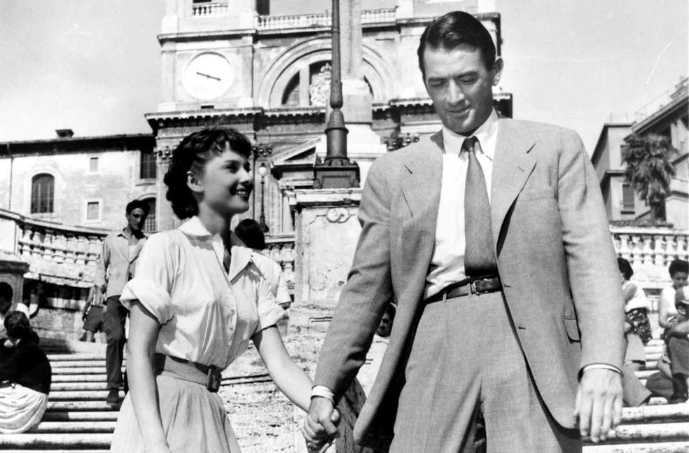 Da Vacanze romane, il film con Audrey Hepburn e Gregory Peck, generazioni di appassionati vogliono imparare italiano per amore.