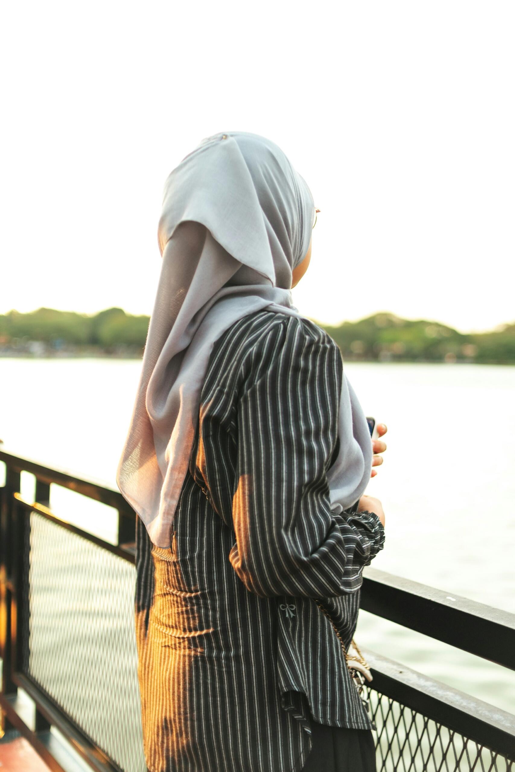 Donna incinta che non deve affrontare il Ramadan in modo rigido.