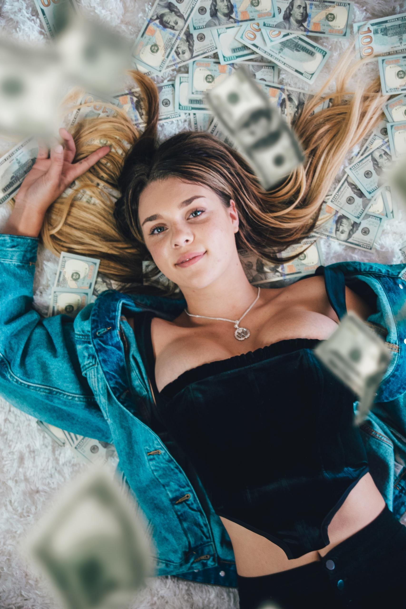 I guadagni di un influencer possono essere molto incostanti. 