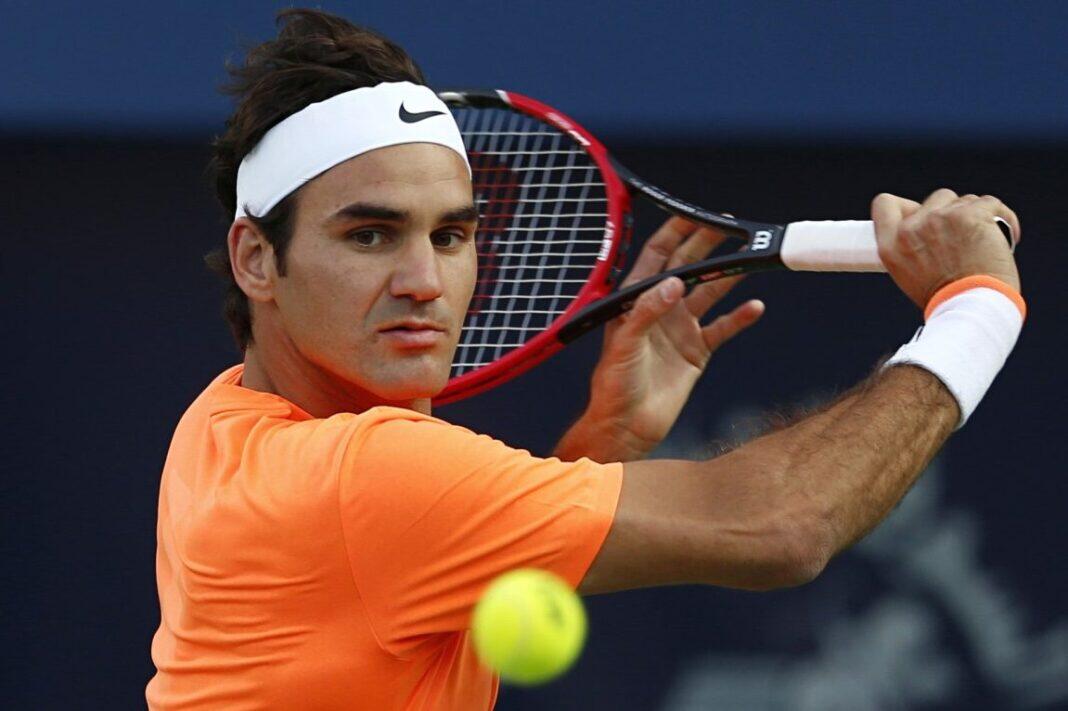 Il campione del tennis Federer.