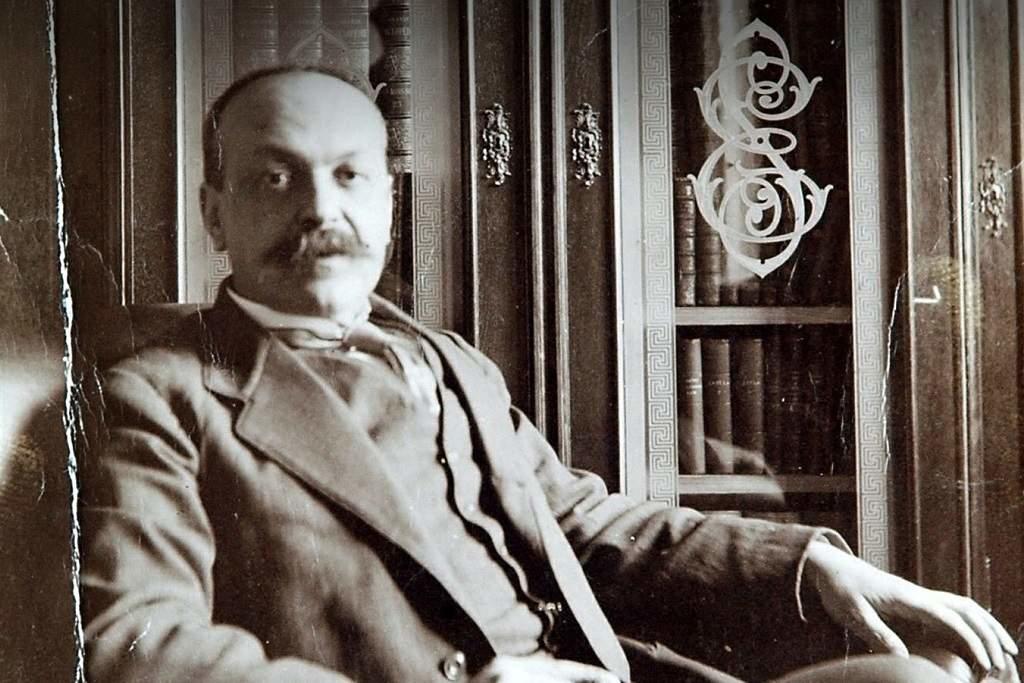 Italo Svevo introdusse elementi autobiografici nel suo roamnzo.