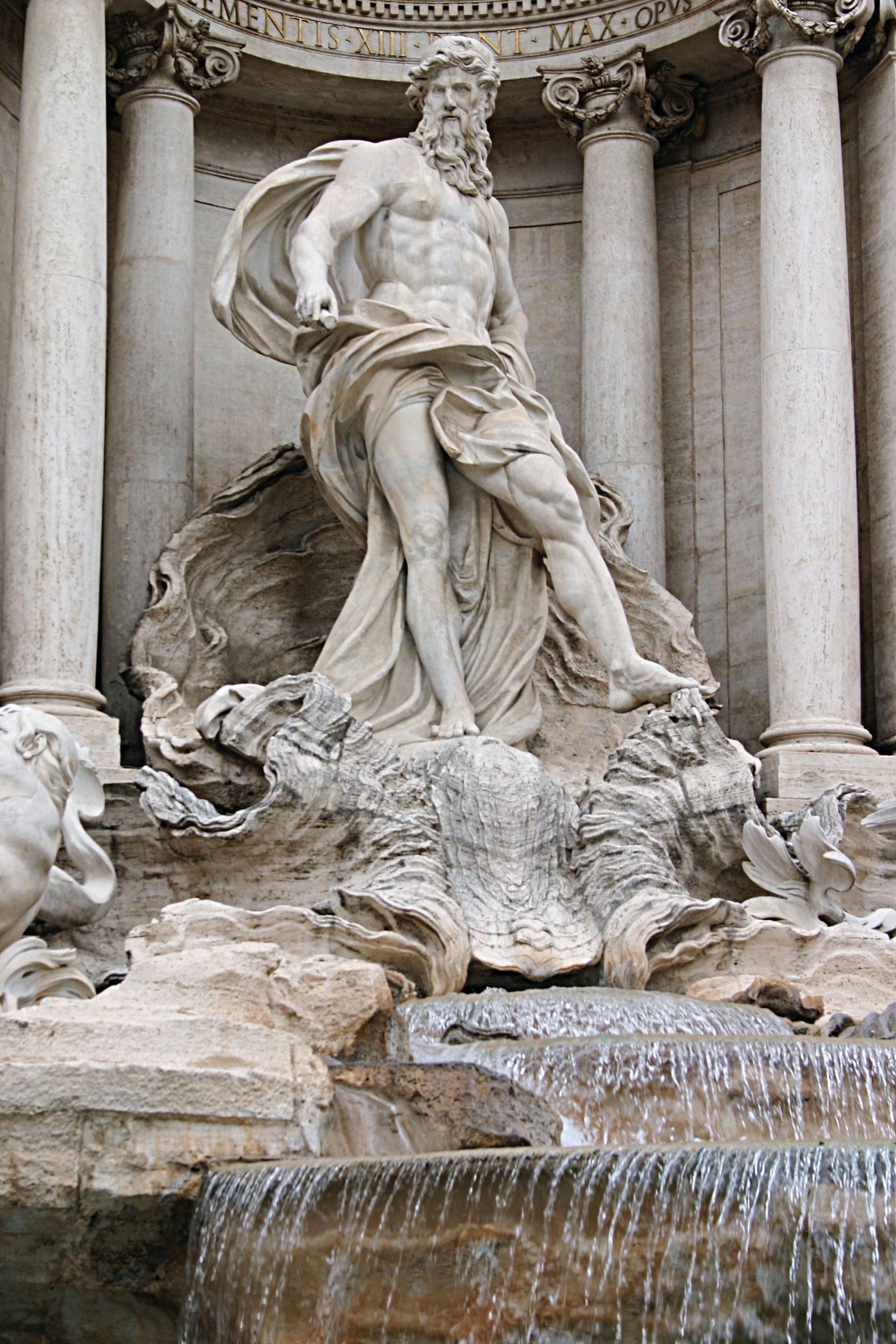 Scopri questa e altre curiosità con un corso di latino per adulti. 