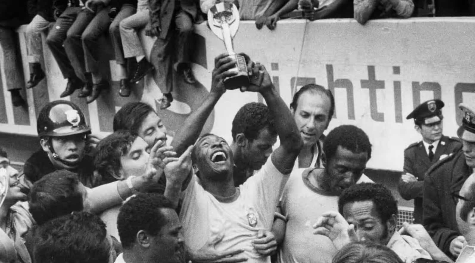 Il Brasile vinse le sue prime tre coppe del mondo tra il 1958 e il 1970.