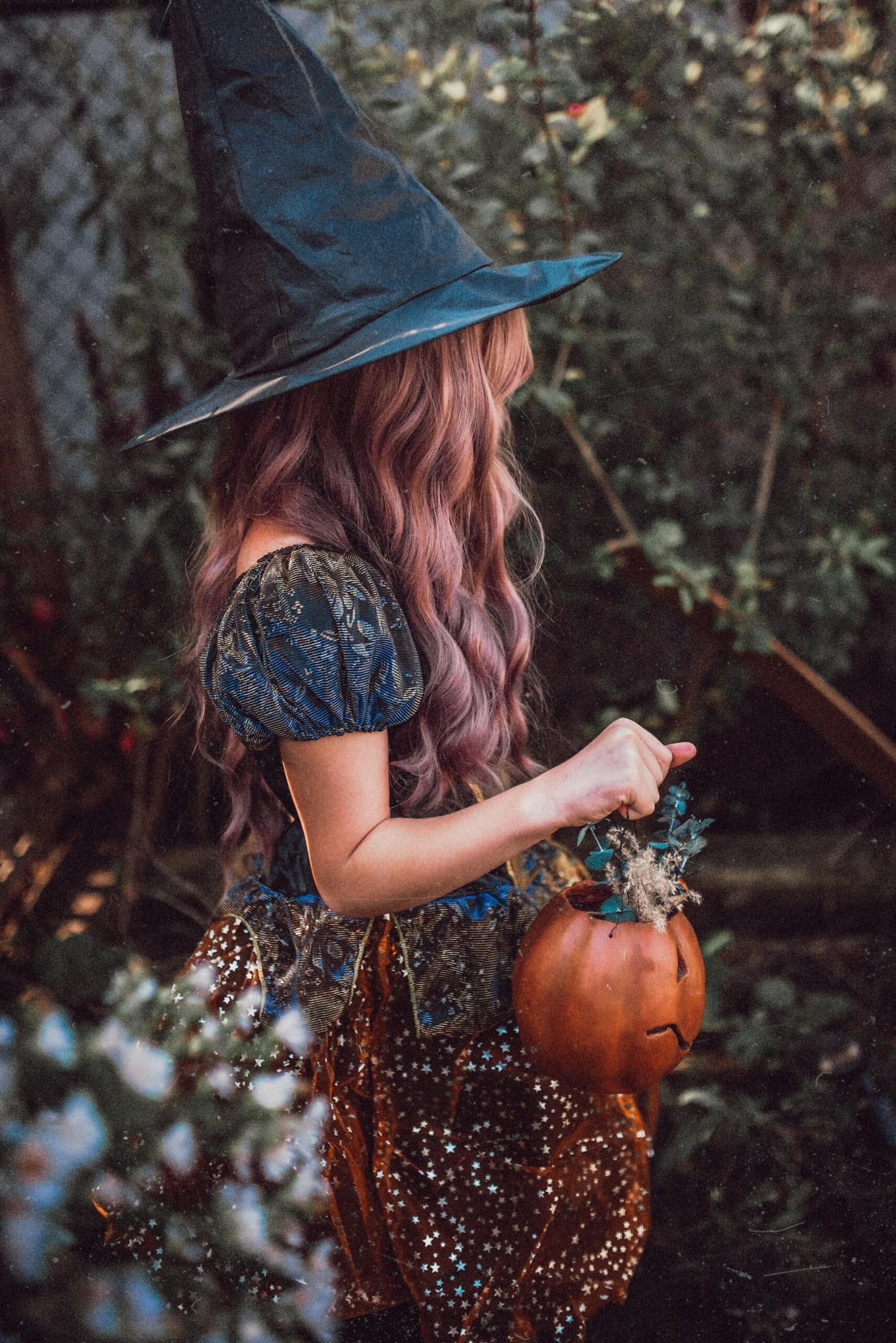 crea il tuo costume da strega per halloween