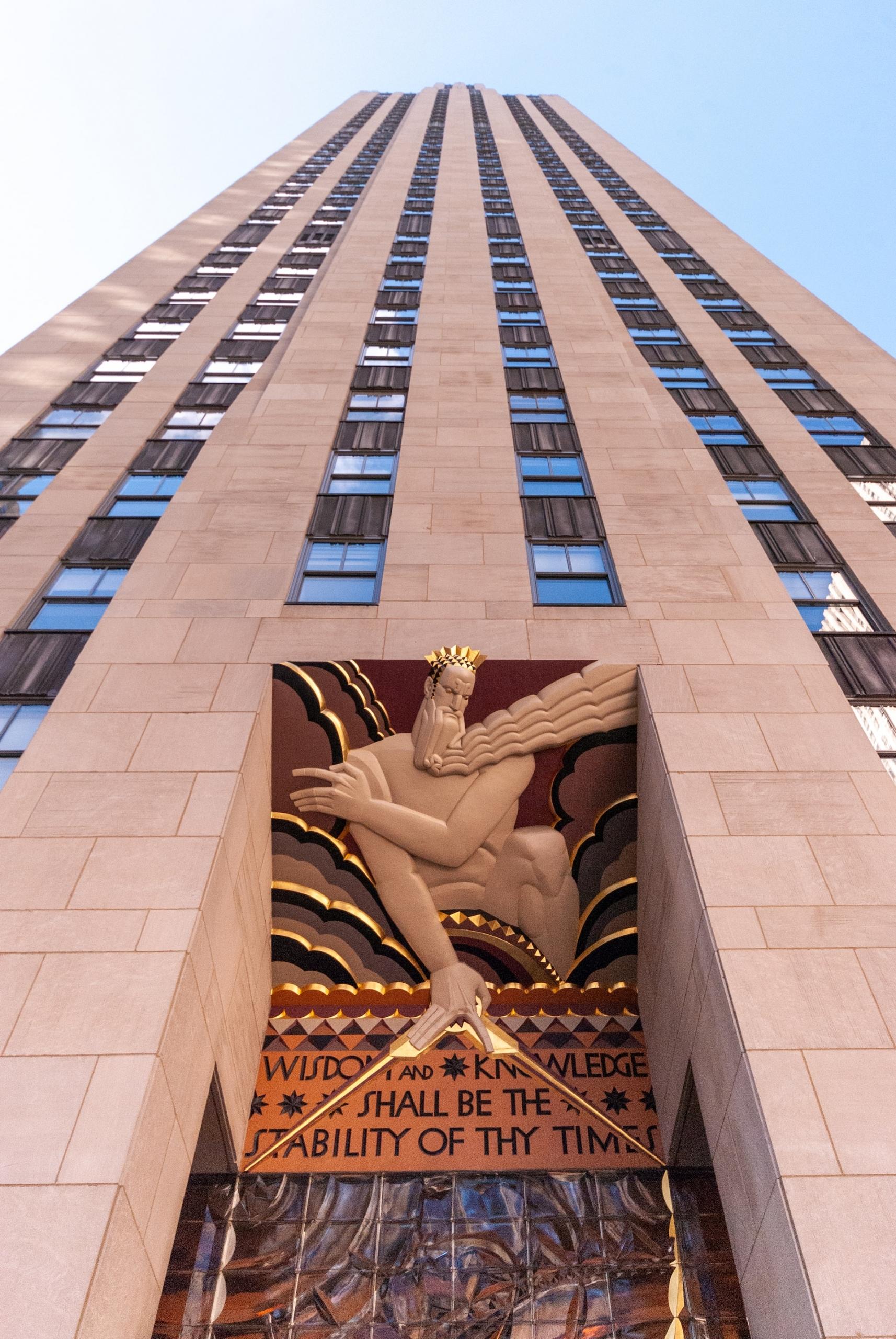 Rockefeller Center visto dal basso