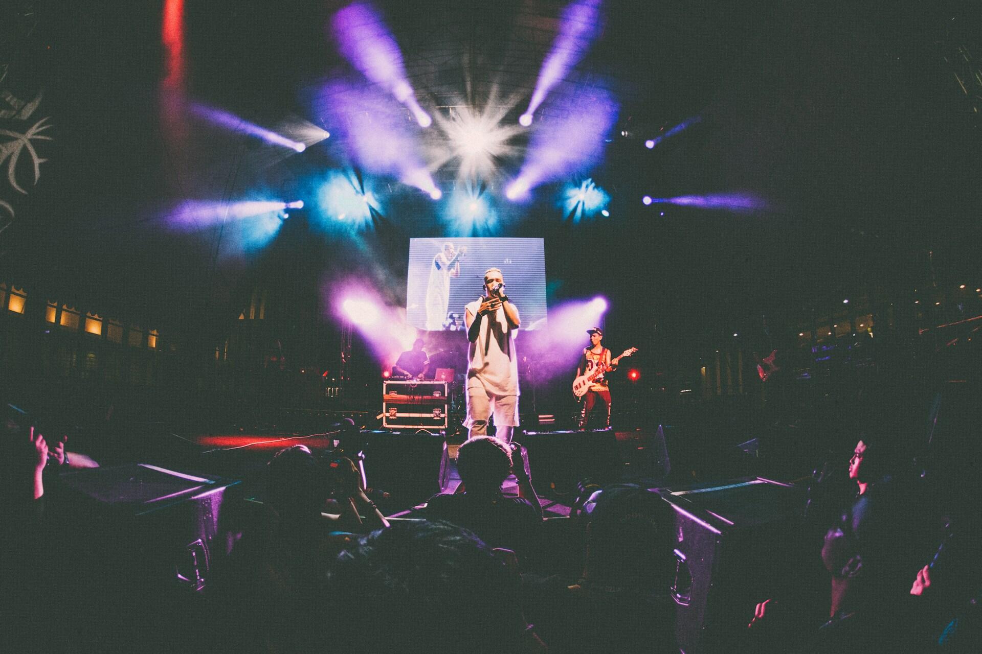 cantante rap sul palco