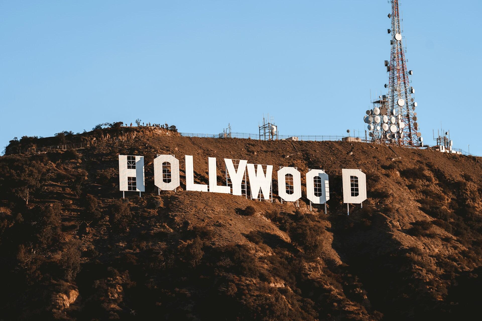 Vista sulla celebre scritta Hollywood a Los Angeles.