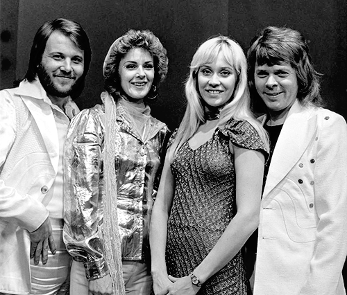 Gli ABBA, celebri cantanti che hanno vinto eurovision.