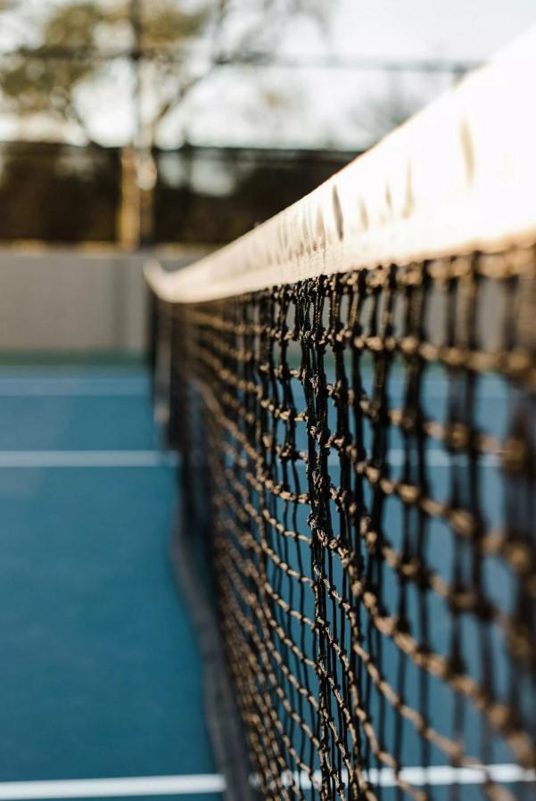 Che si giochi in un club o con un insegnante privato, il tennis ha delle regole specifiche.