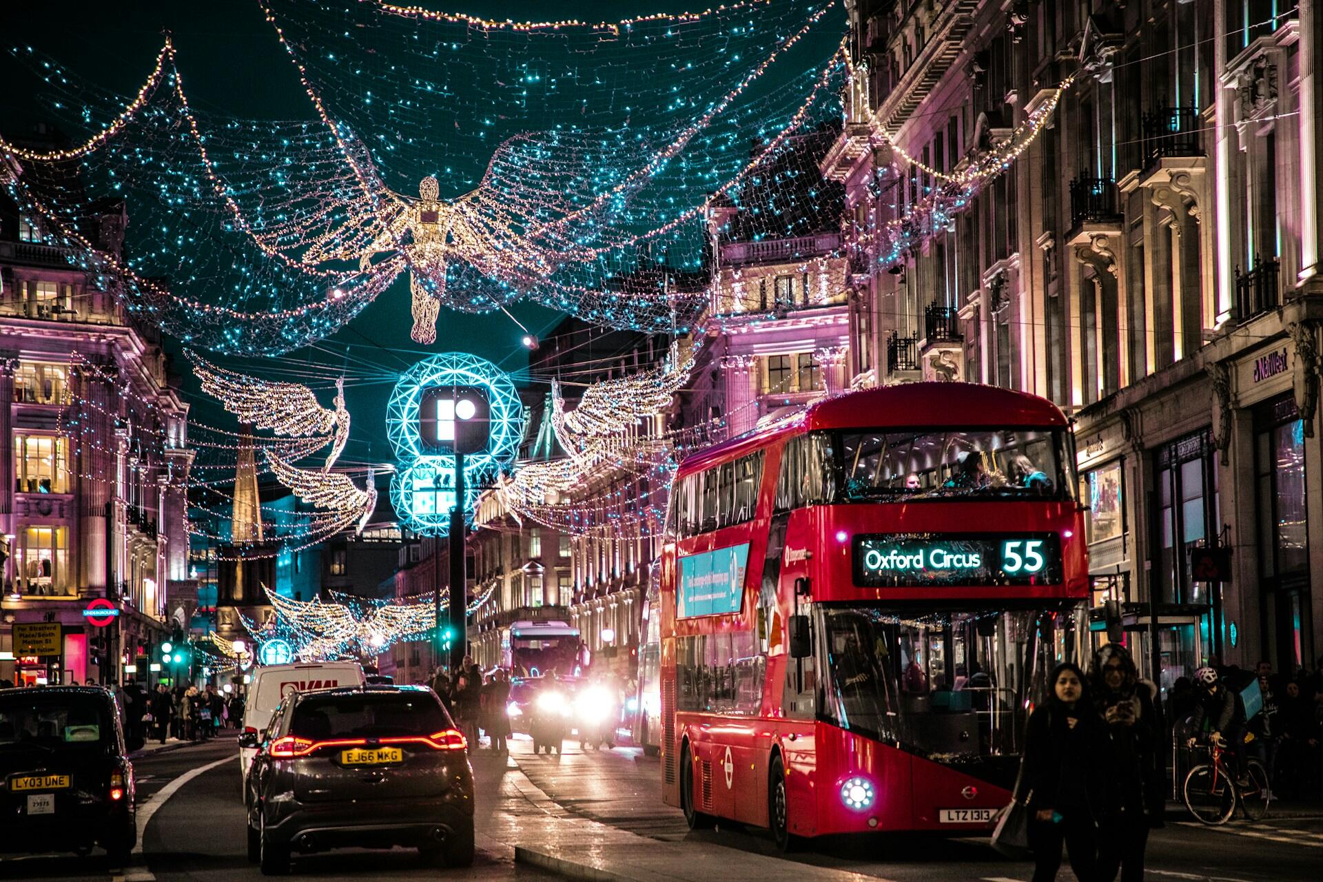 Londra con luci di Natale