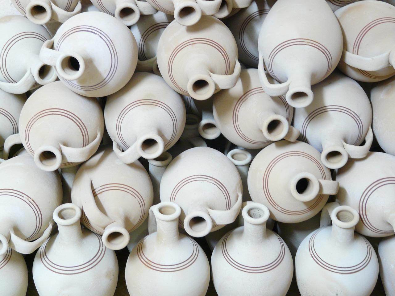 vasi in ceramica realizzati da maestri artigiani