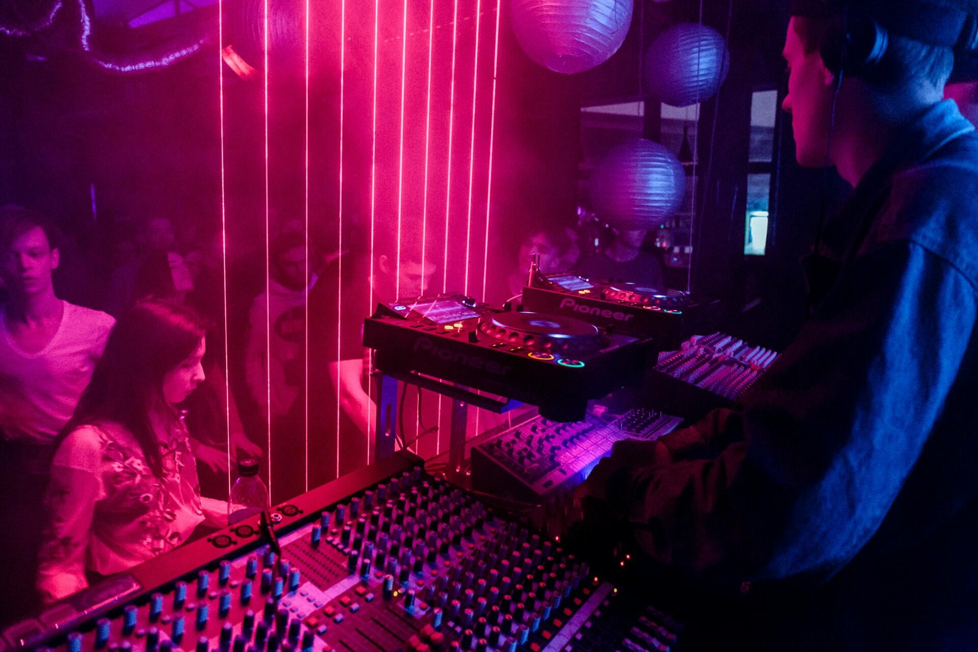 console dj palermo