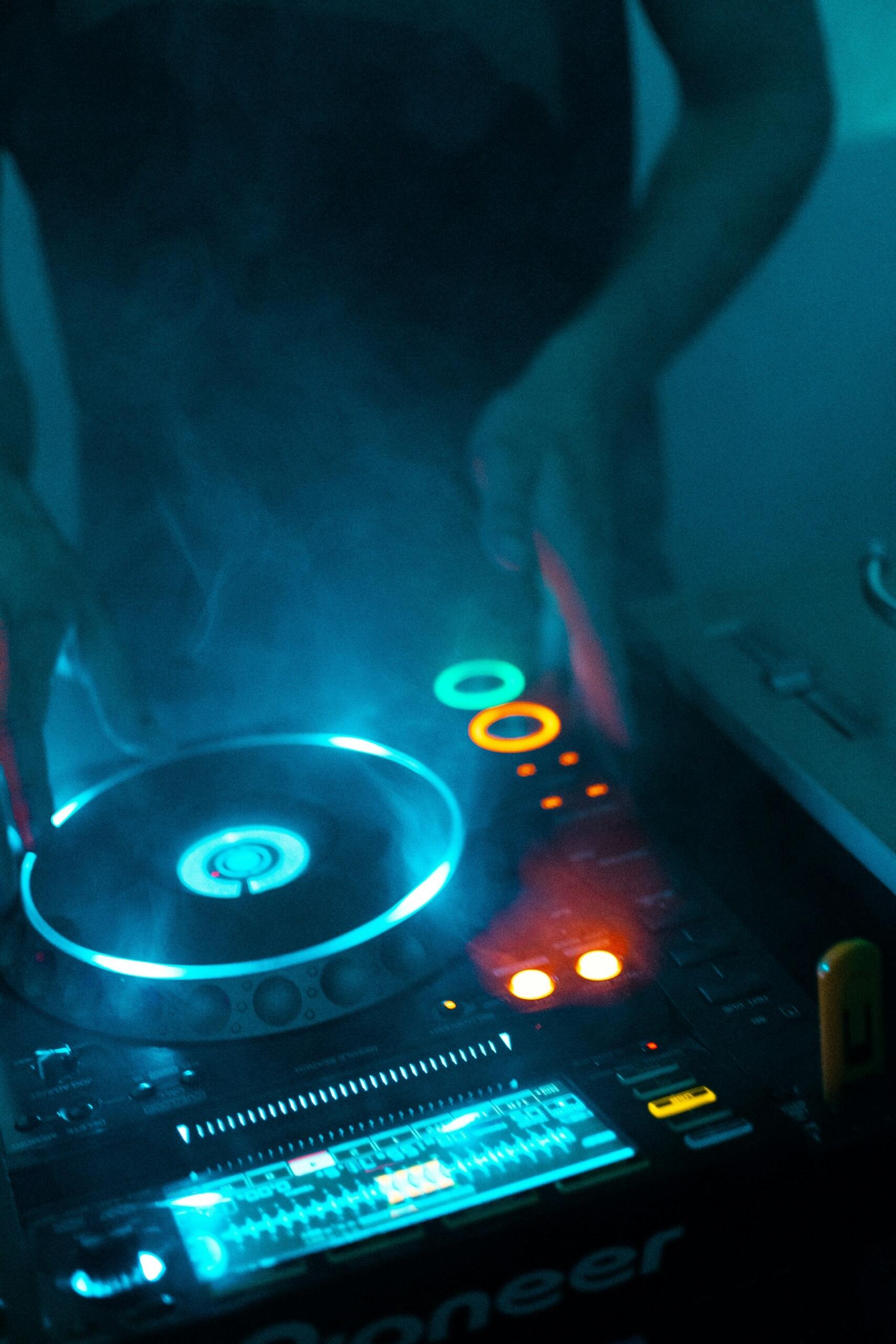 sogni di diventare dj? Ecco qualche consiglio