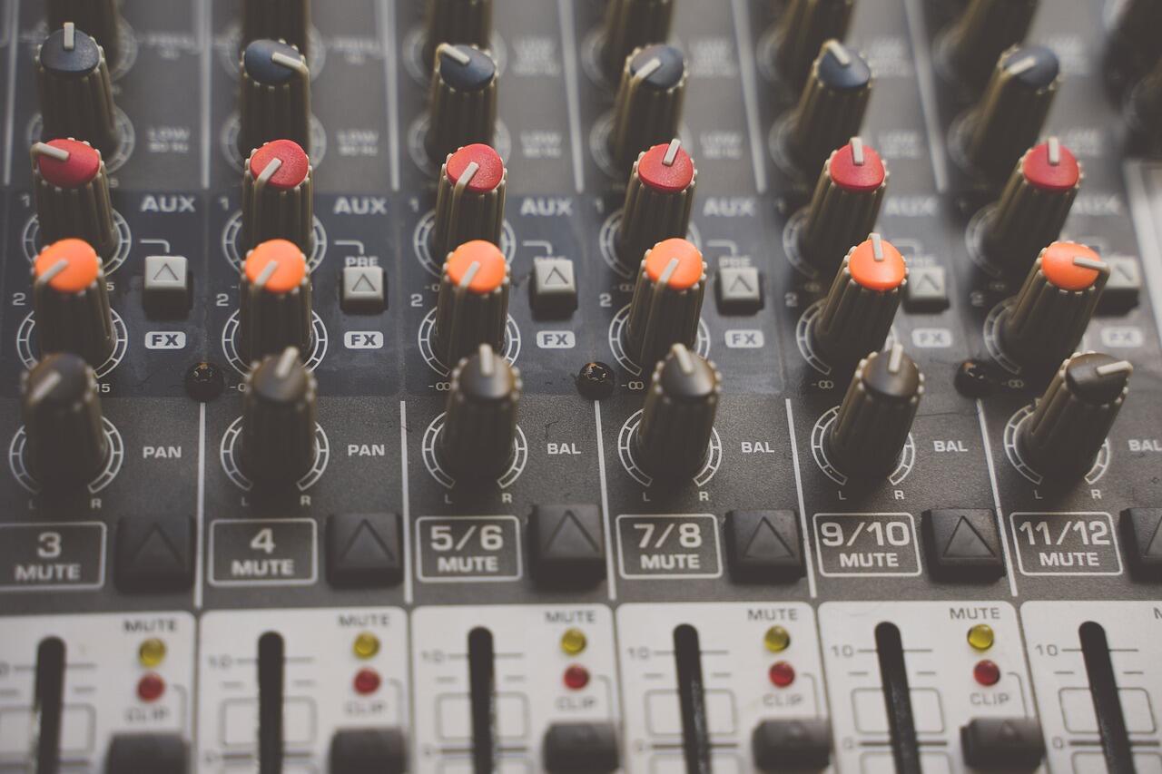 consolle per il mixaggio professionale