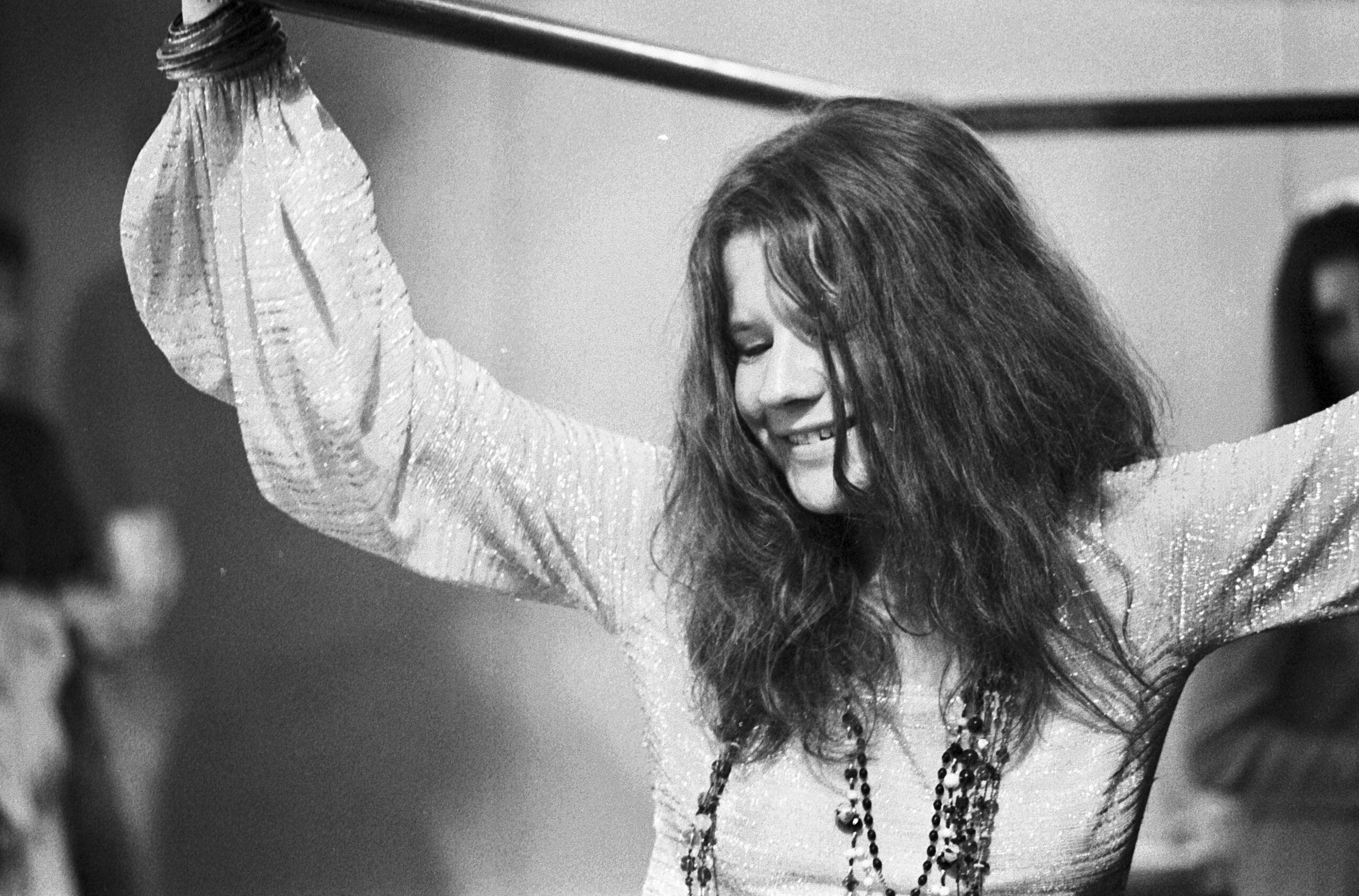 Janis Joplin durante un concerto.