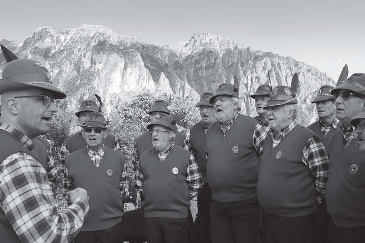I canti alpini più celebri delle tradizioni del nord Italia.