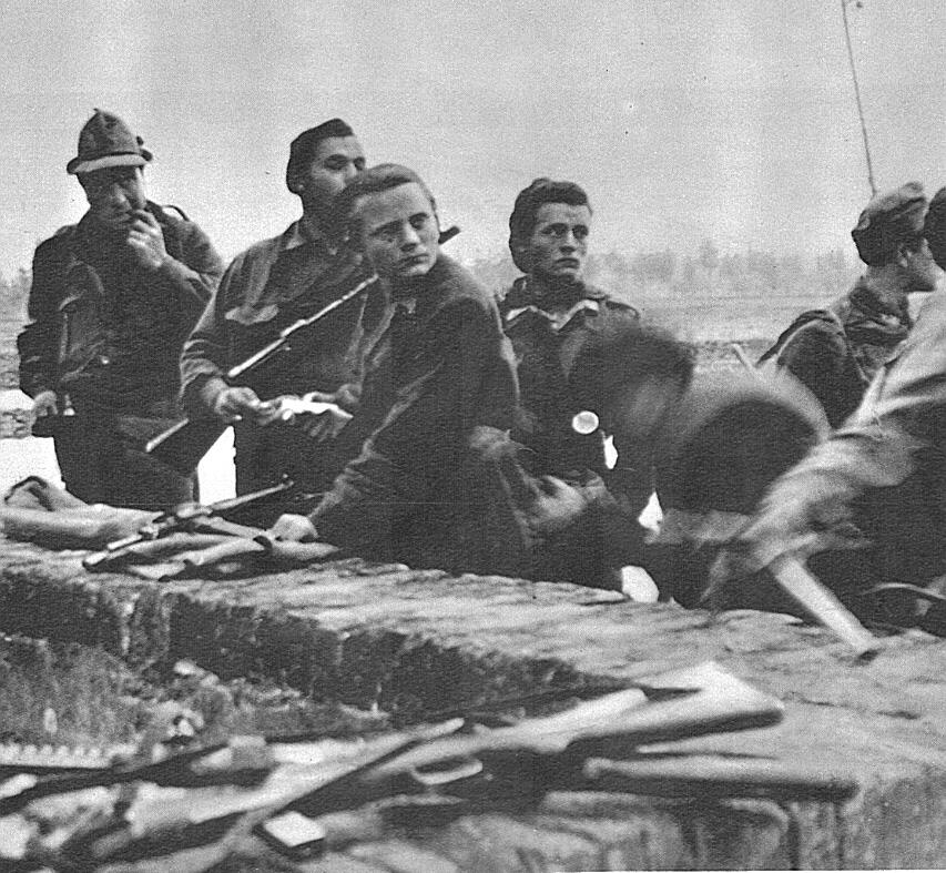 Partigiani cui dobbiamo il 25 aprile, festa della liberazione.
