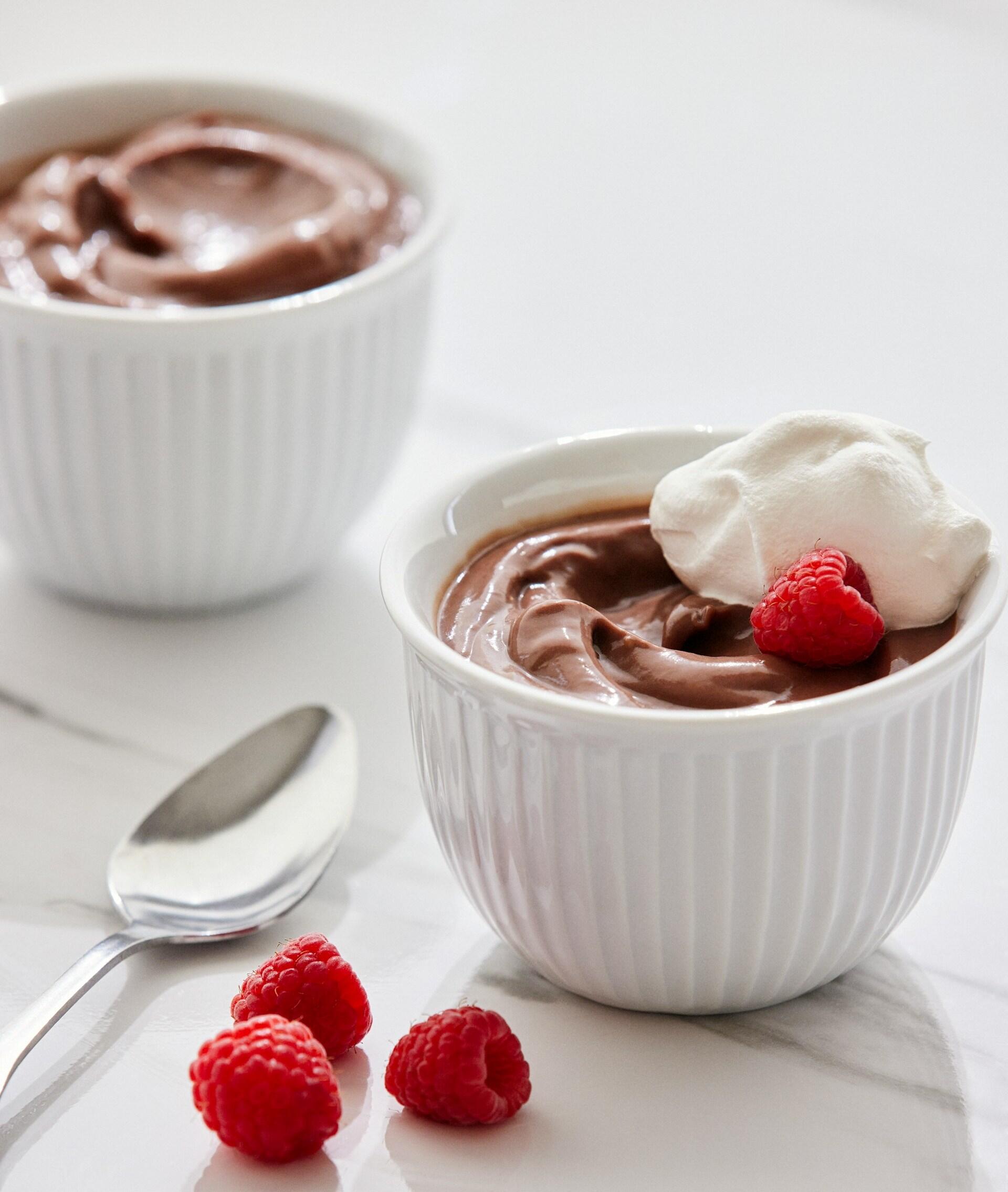 Ciotoline con mousse al cioccolato, dolci per pasqua ideali.
