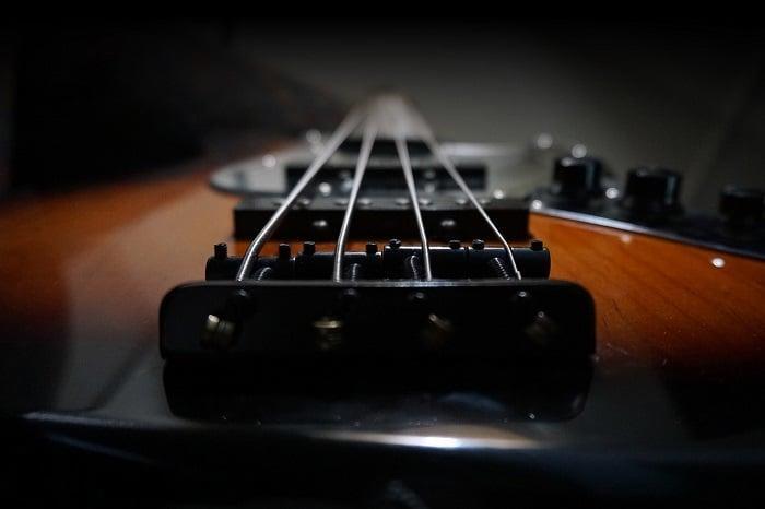 Pourquoi apprendre les arpèges à la basse ?