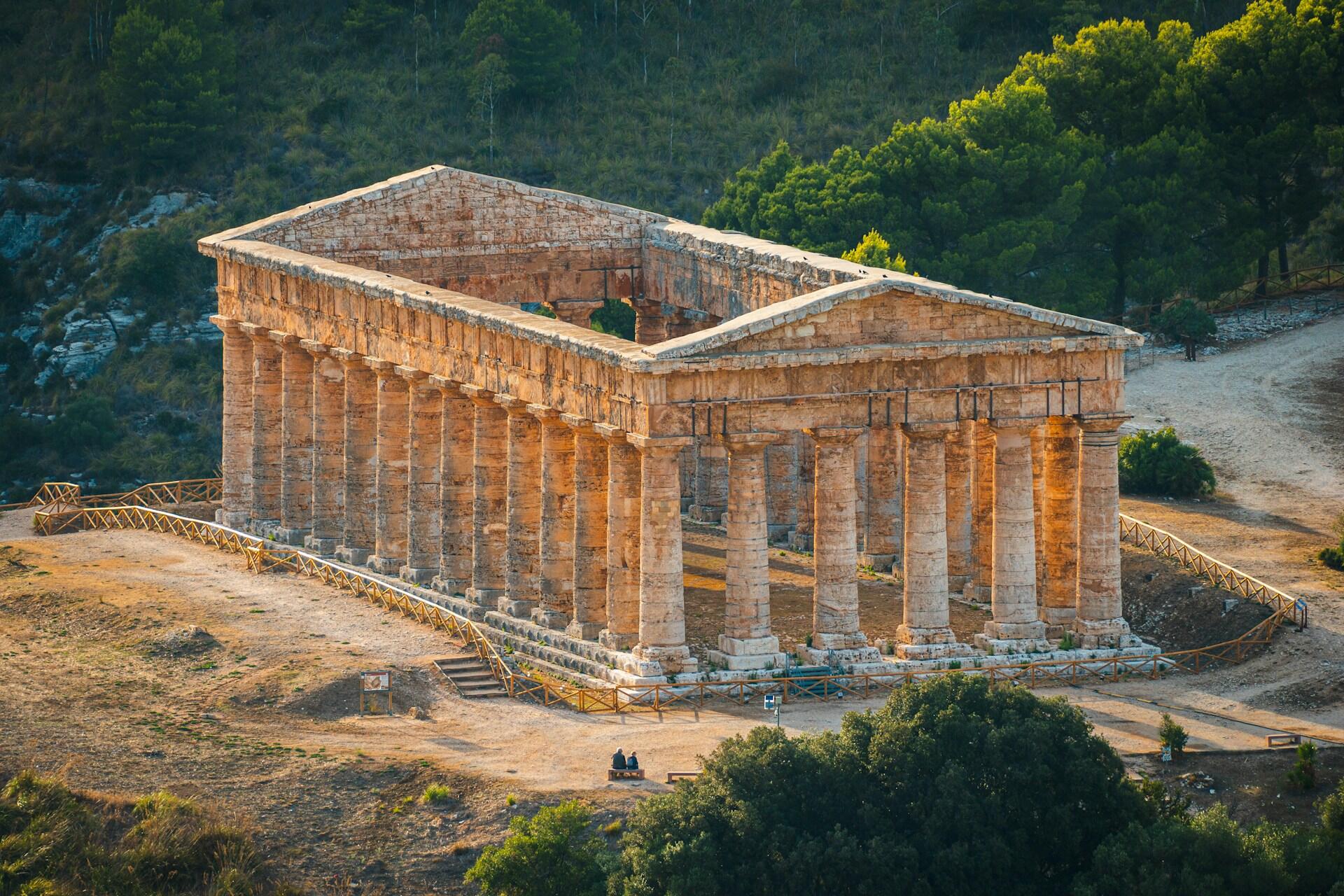 Visuale aerea sul tempo di Segesta.
