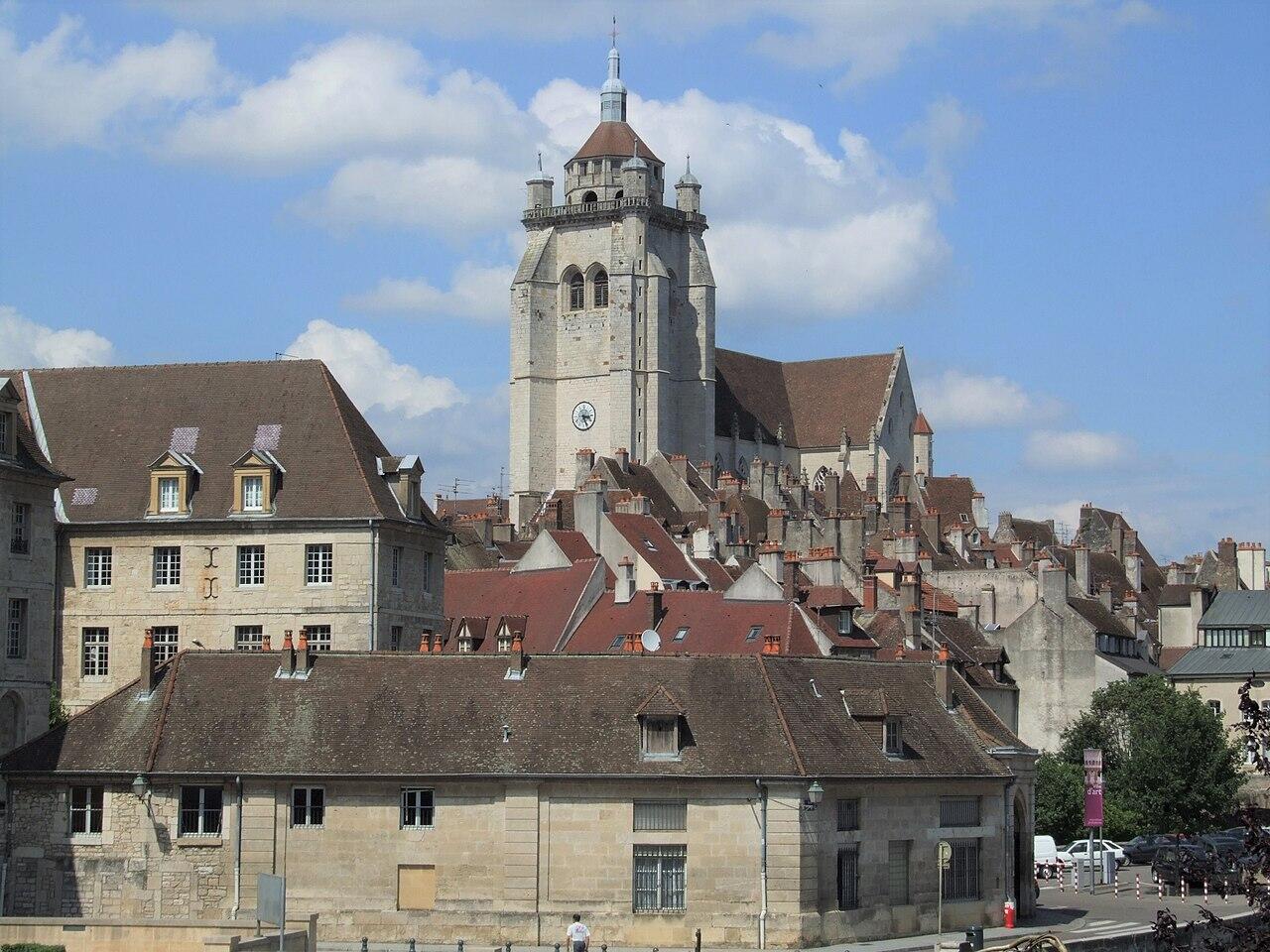 Vista di Dole, una delle tappe tour de france 2026.