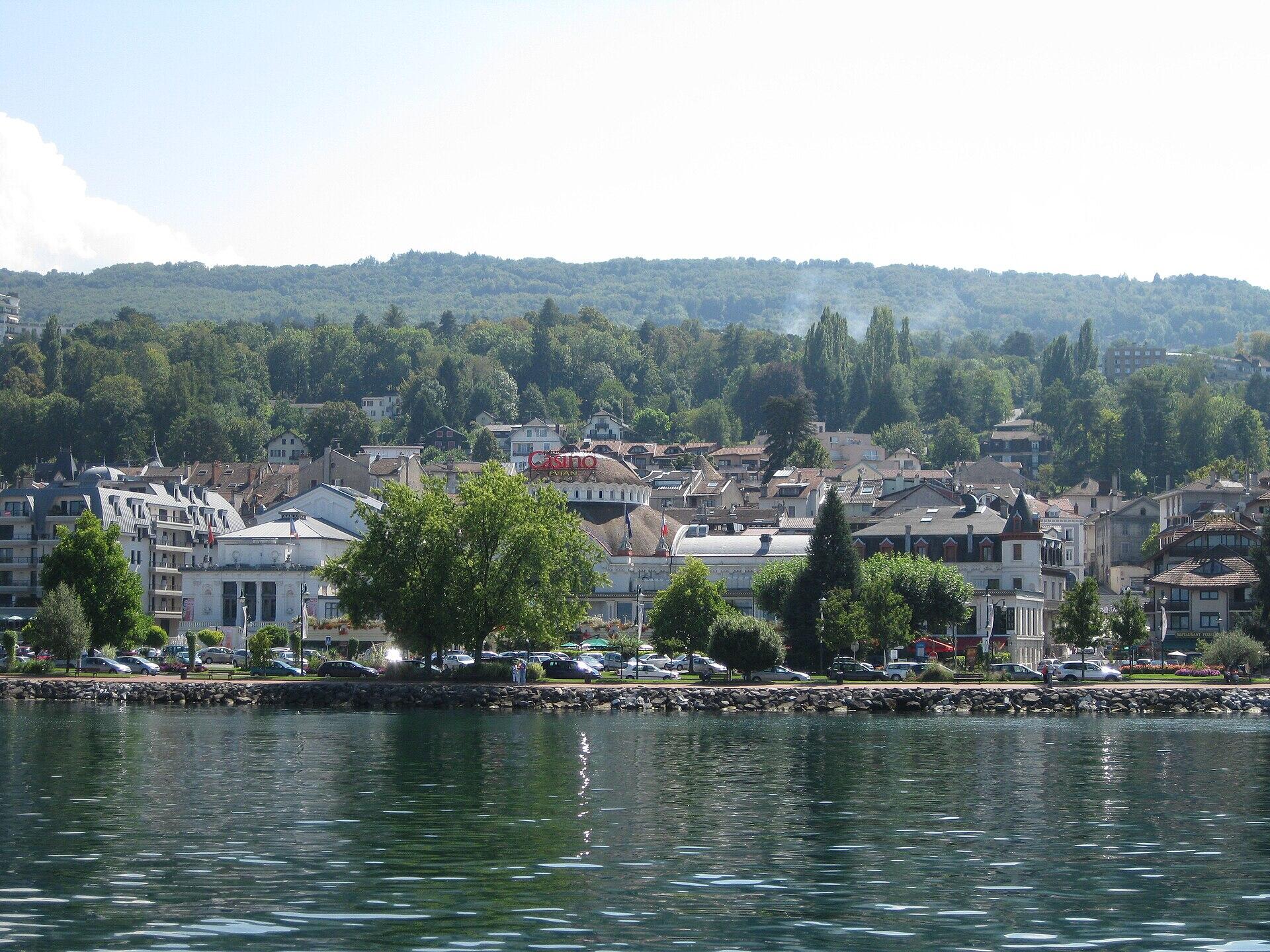 Évian-les-Bains, , una delle tappe tour de france 2026.