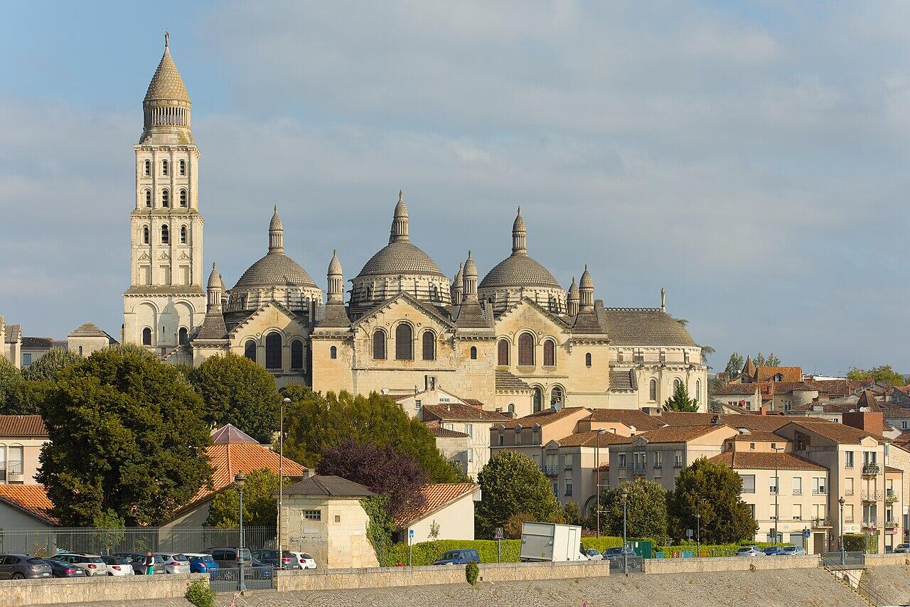 Vista di Perigueux, una delle tappe tour de france 2026.